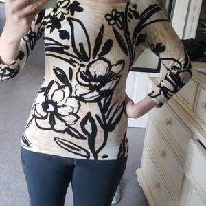 Small Cache light knit top